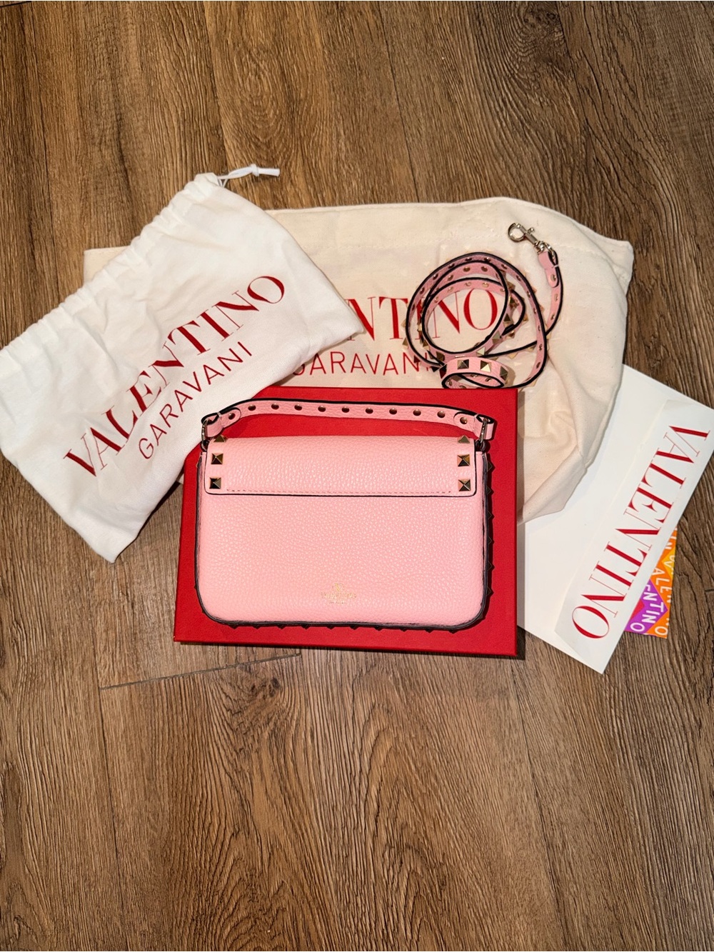 Valentino Garavani Pink Rockstud Top Handle Shoulder Bag - Picture 2 of 4